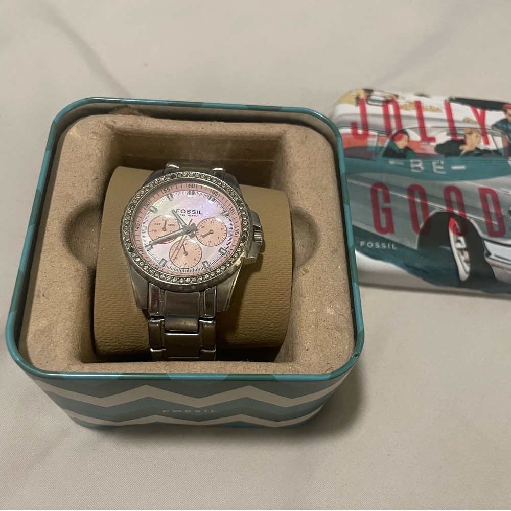 Fossil Women's Silver Watch with Pink Dial and Crystal Accents - Picture 2 of 7